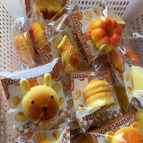 ViVi Baking Pastry Squishy Toy